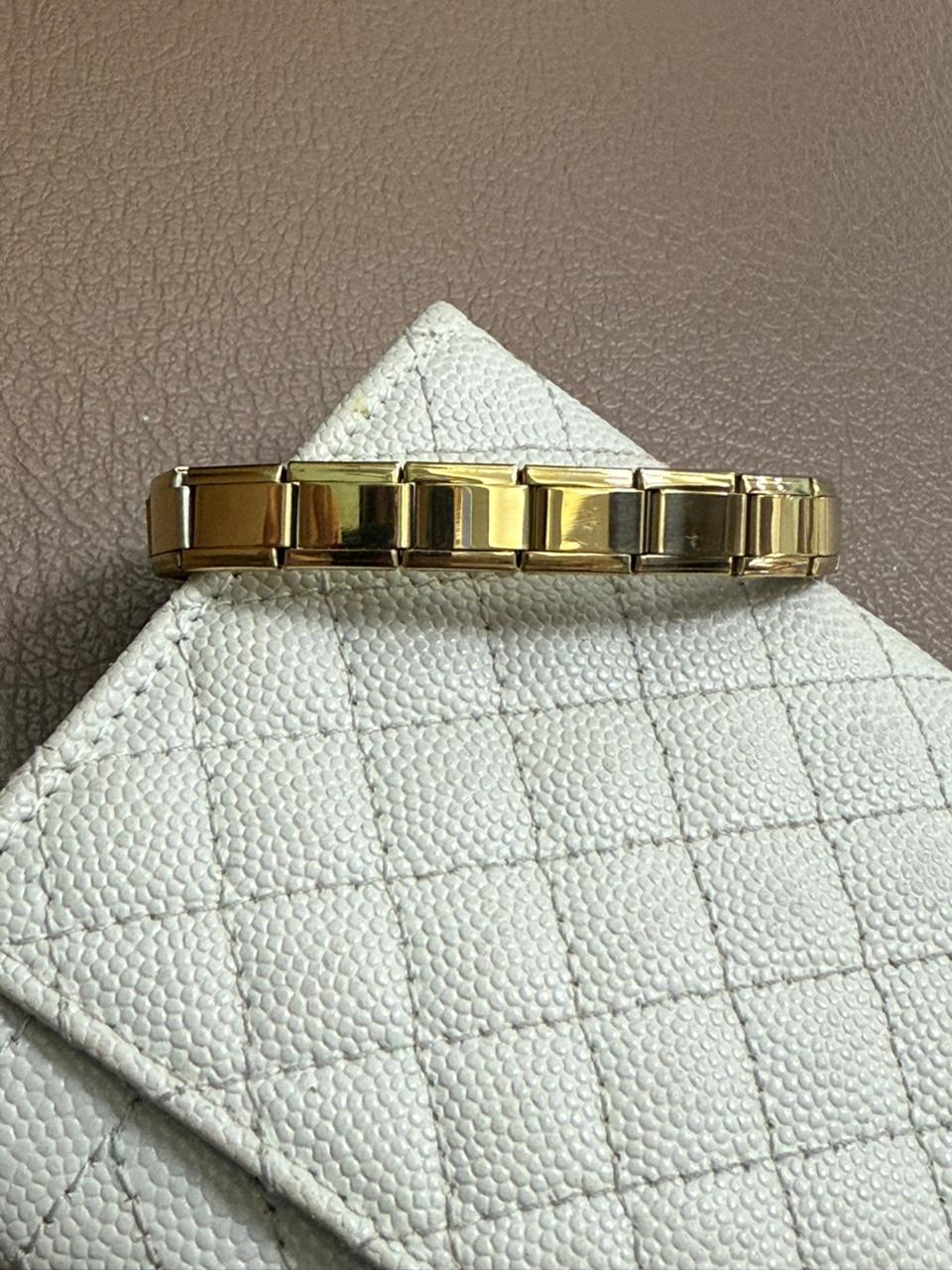 D22 - Pulsera Italiana. Color Dorado. Acero Inoxidable.