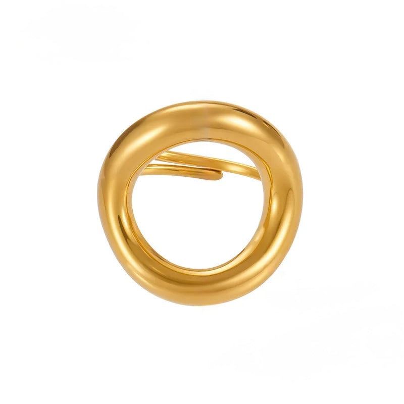 N16 - Anillo circulo grande, ajustable. Color dorado. Acero inoxidable.