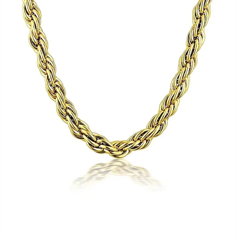 Cadena espiral clásica. Color dorado. Acero inoxidable.