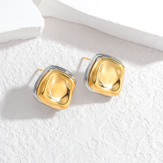 C12 - Aretes rombos dobles. Color dorado con plateado. Acero inoxidable.