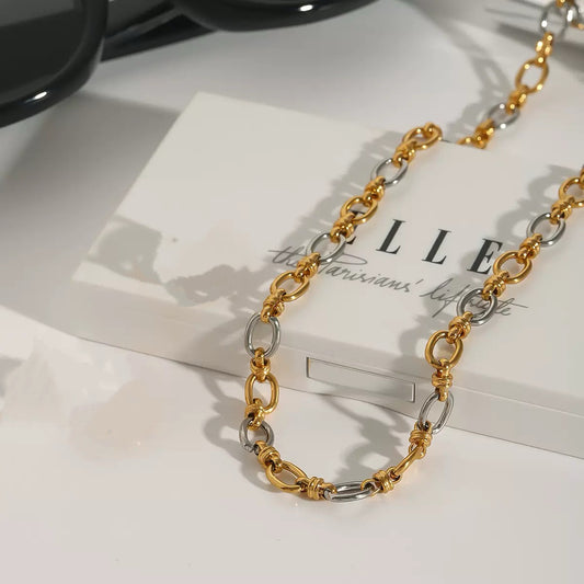 A23 - Collar eslabones. Color dorado y plateado. Acero inoxidable.