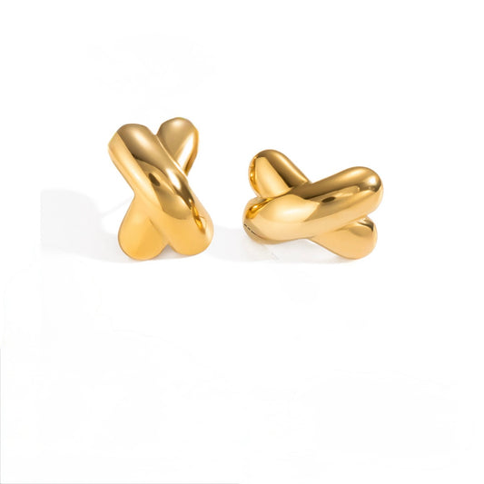 B03 - Aretes cruces gruesa. Color dorado. Acero inoxidable.