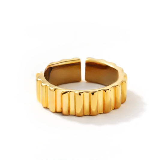 H21 - Anillo ajustable. Color dorado. Acero inoxidable.