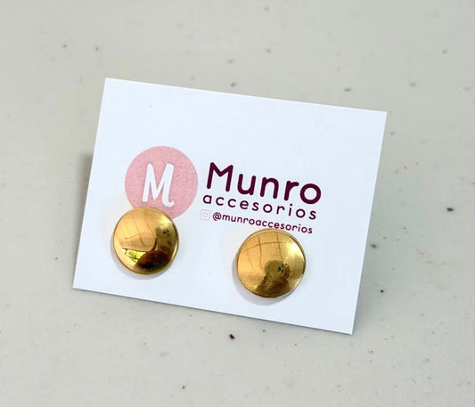 F10 - Aretes círculos dorados. Color dorado. Acero inoxidable.